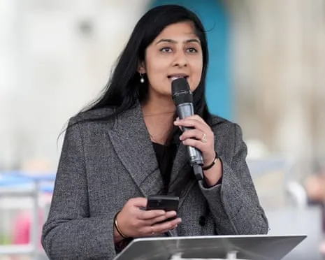 The Coventry South MP Consults Libel Legal Experts After Dispute Involving Jeremy Corbyn Regarding Party Membership System